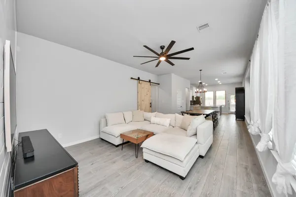 $2,900 | 4219 Colony Lane, Missouri City, TX 77459