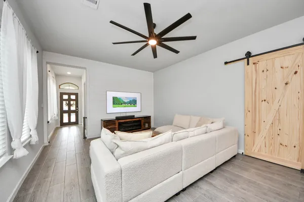 $2,900 | 4219 Colony Lane, Missouri City, TX 77459