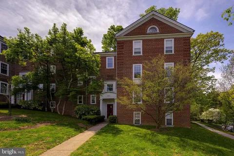 $549,000 | 3690 38th Street Northwest, Unit C237, Washington, DC 20016