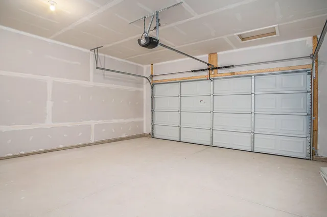 $399,900 | 12823 High Rdg Court, Freeport, MI 49325