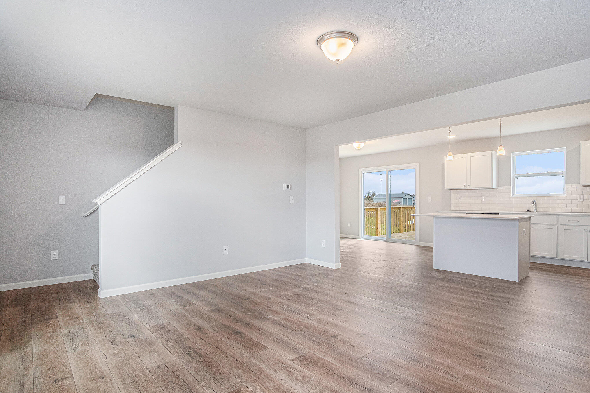 12823 High Rdg Court Freeport, MI 49325 - Photo 2 of 29 HRA013-i1880-Great Room1