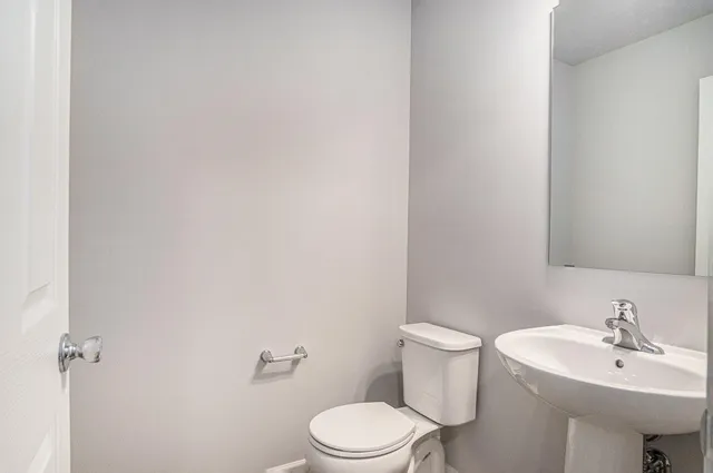 $399,900 | 12823 High Rdg Court, Freeport, MI 49325