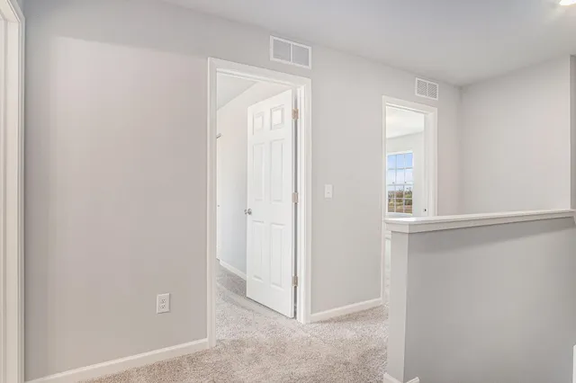 $399,900 | 12823 High Rdg Court, Freeport, MI 49325