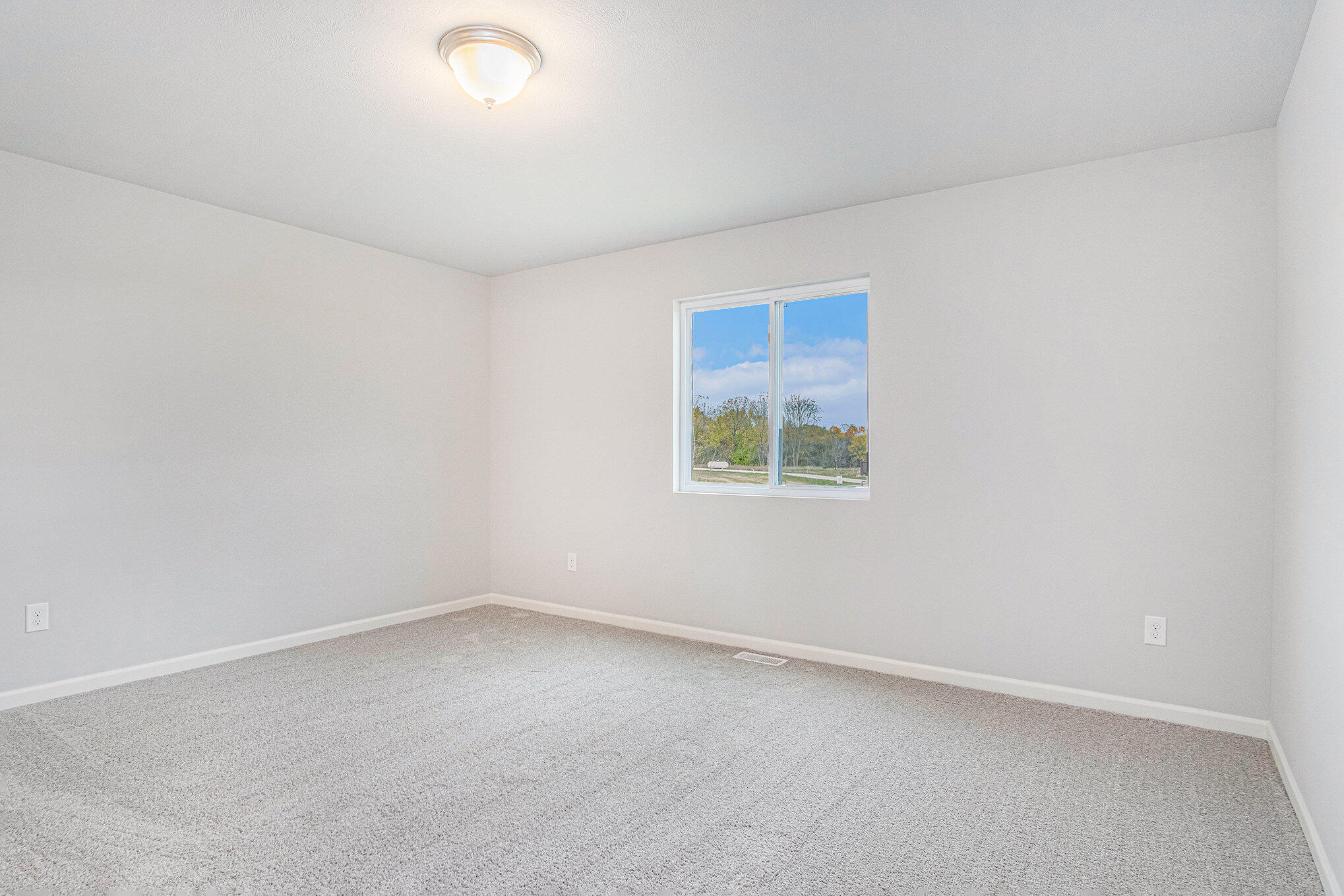 12823 High Rdg Court Freeport, MI 49325 - Photo 9 of 29 HRA013-i1880-Primary BR