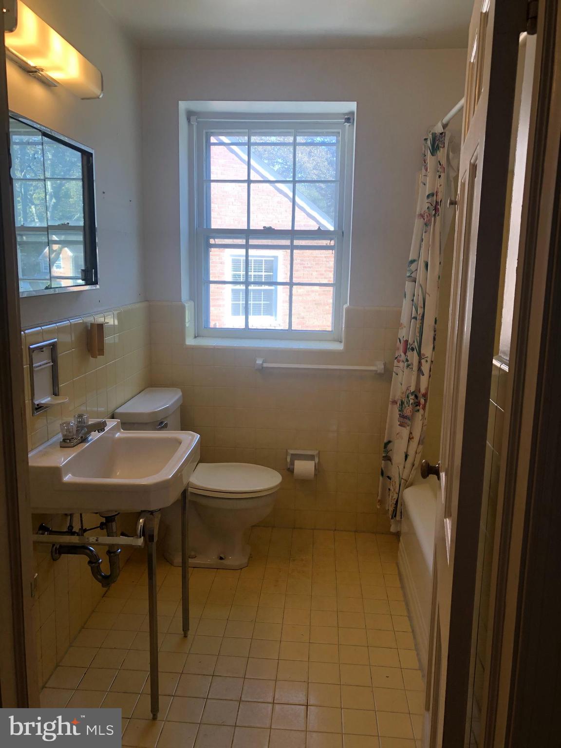 546 Lafayette Road Merion Station, PA 19066 - Photo 2 of 10