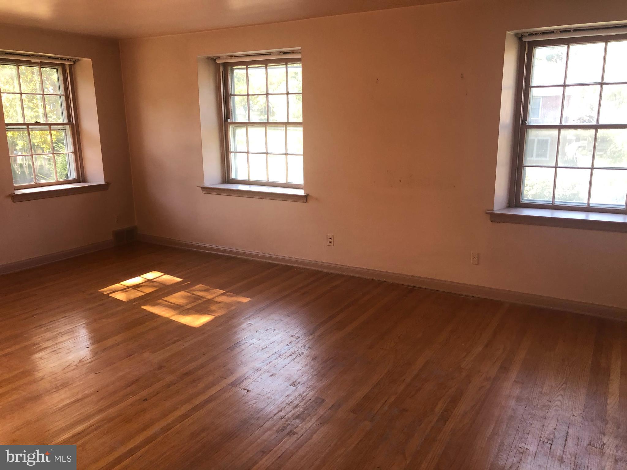 546 Lafayette Road Merion Station, PA 19066 - Photo 5 of 10