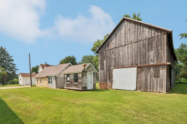 $599,000 | 616 North Main Street, Cottage Grove, WI 53527