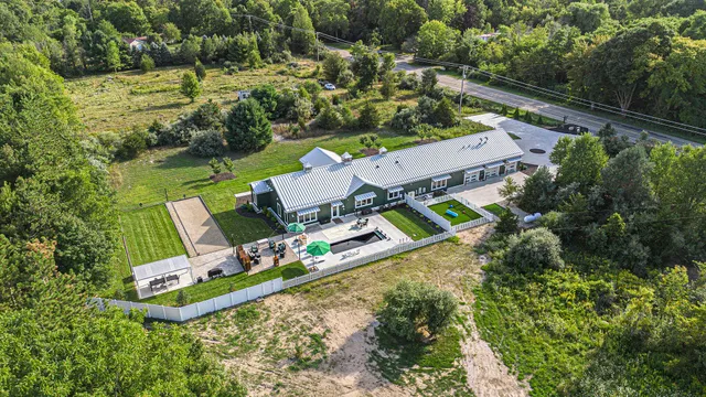$1,790,000 | 1985 68th Street, Fennville, MI 49408