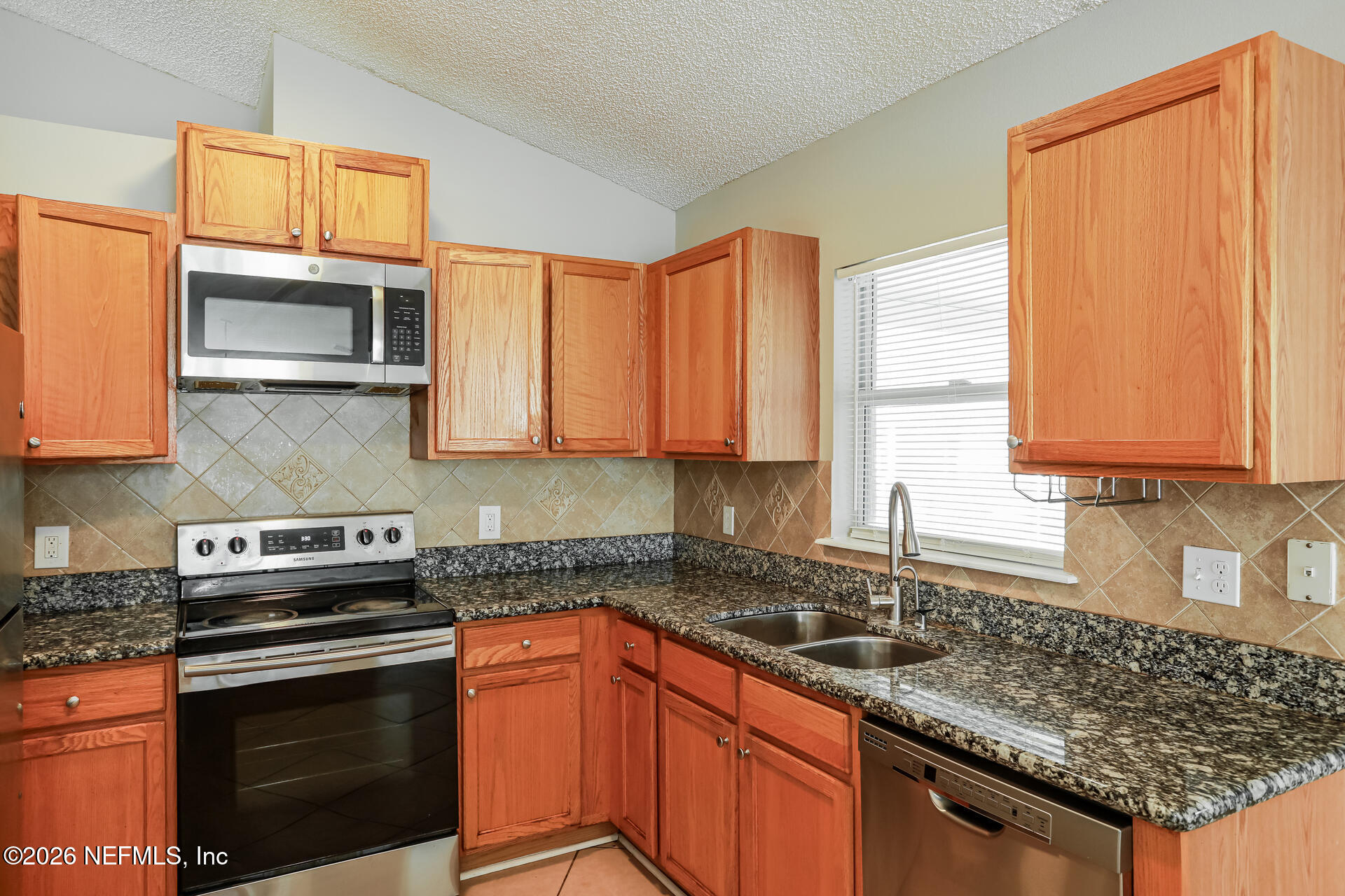 7336 Governors Park Road Jacksonville, FL 32244 - Photo 6 of 21 006-photo-kitchen-15221753