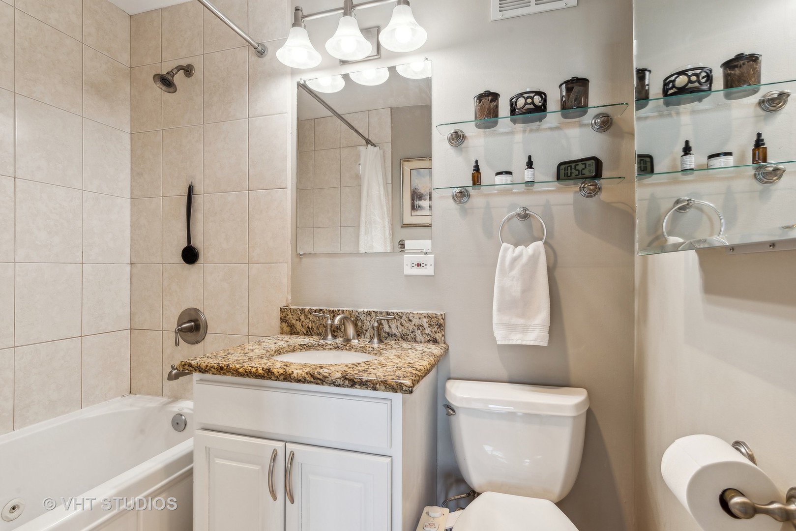 655 West Irving Park Road, Unit 5516 Chicago, IL 60613 - Photo 13 of 23