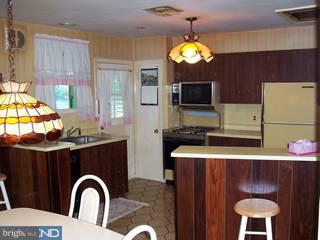 109 Crocus Road Feasterville-Trevose, PA 19053 - Photo 3 of 6 Gallery Image 3
