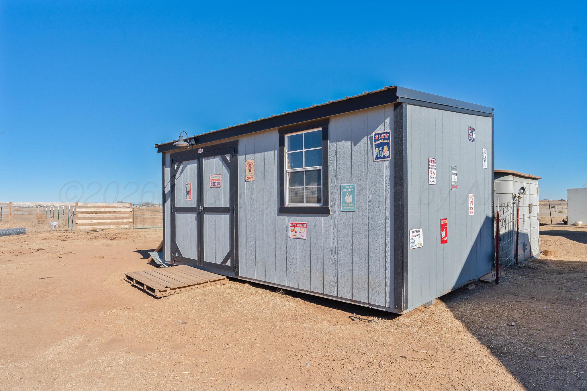 11325 Deer Trail Amarillo, TX 79118 - Photo 18 of 23 Chickenn Coop
