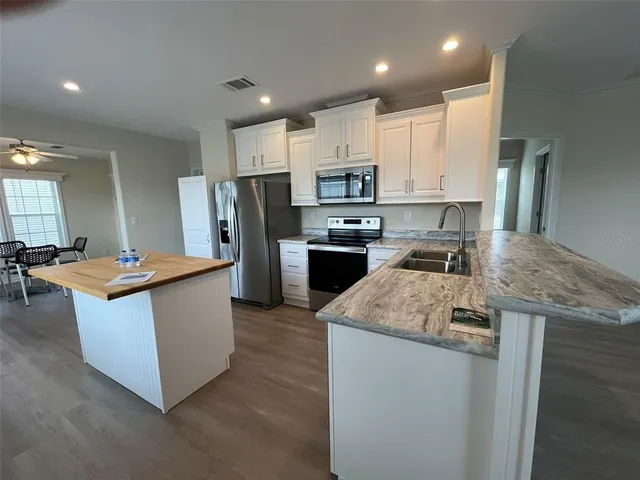 $1,650 | 12116 County Road 769, Unit 75, Lake Suzy, FL 34269