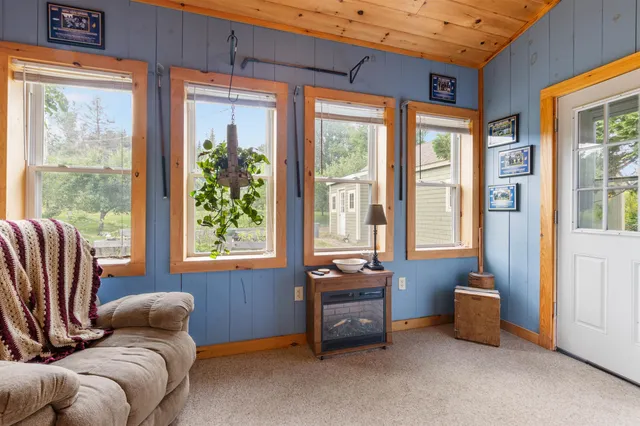 $329,000 | 30 Carlton Hill Road, Whitefield, NH 03598