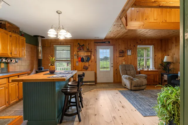 $329,000 | 30 Carlton Hill Road, Whitefield, NH 03598