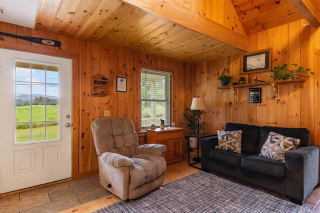 $329,000 | 30 Carlton Hill Road, Whitefield, NH 03598