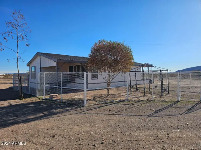 $220,000 | 43104 West Catalina Drive, Tonopah, AZ 85354