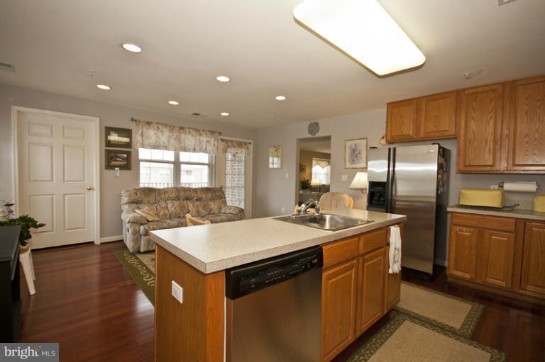 4750 Coyle Road, Unit 305 Owings Mills, MD 21117 - Photo 13 of 30 Kitchen