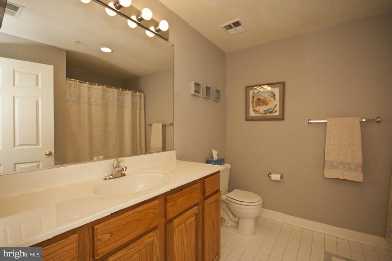4750 Coyle Road, Unit 305 Owings Mills, MD 21117 - Photo 16 of 30 Bath