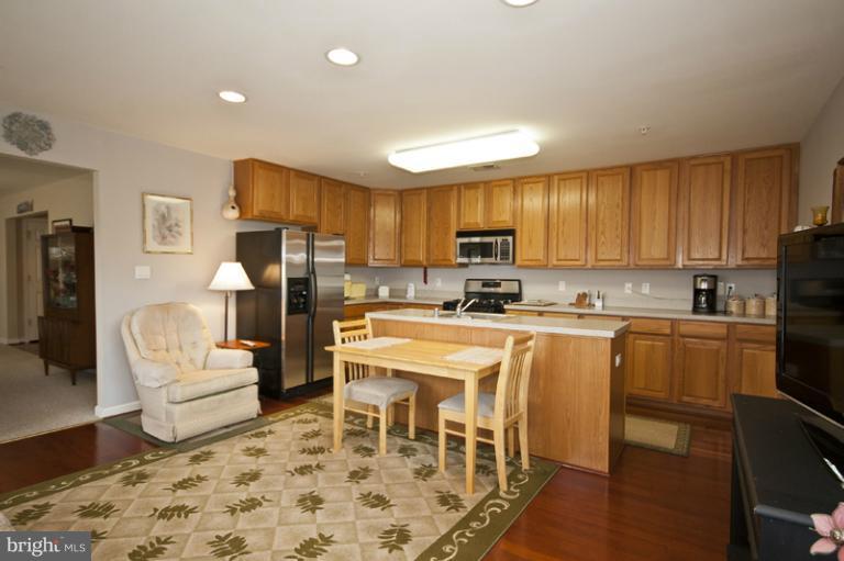 4750 Coyle Road, Unit 305 Owings Mills, MD 21117 - Photo 21 of 30 Kitchen