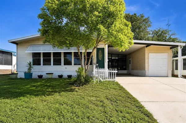 $165,000 | 1787 West Schwartz Boulevard, Lady Lake, FL 32159