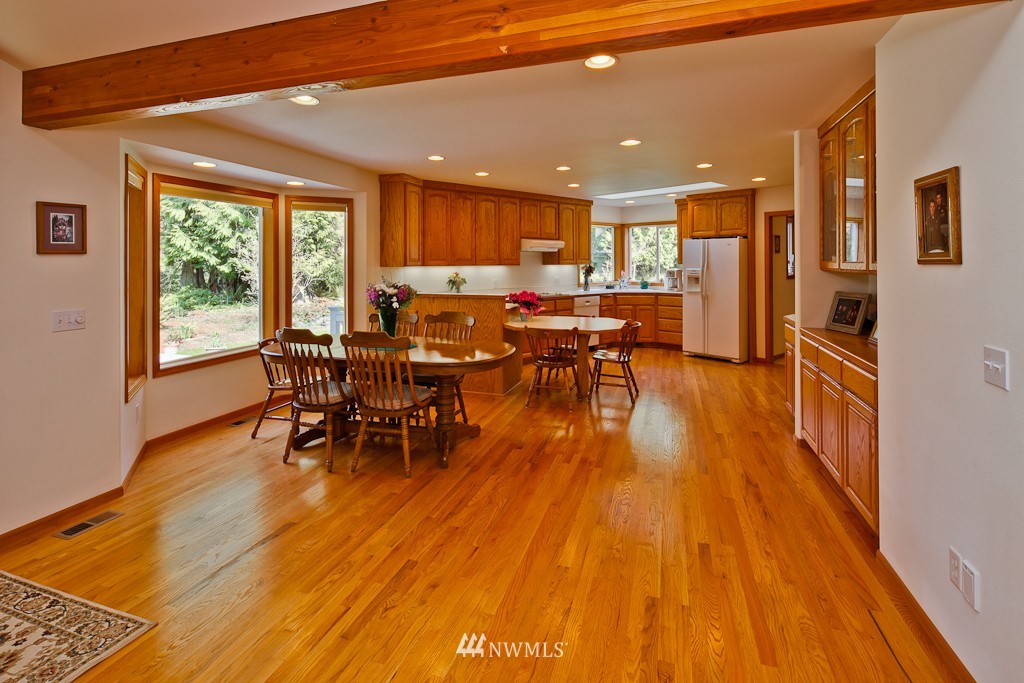 5647 Knight Road Bellingham, WA 98226 - Photo 5 of 15