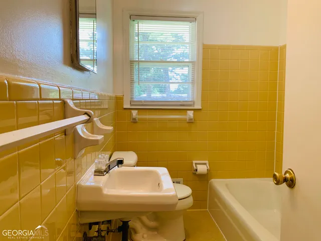 $1,425 | 25 Martin Street, Newnan, GA 30263