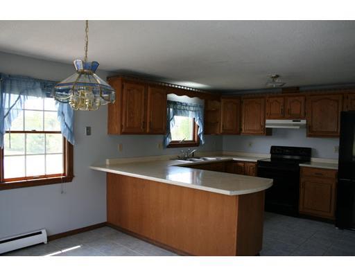 298 Main Road Eddington, ME 04428 - Photo 7 of 25 Kitchen.