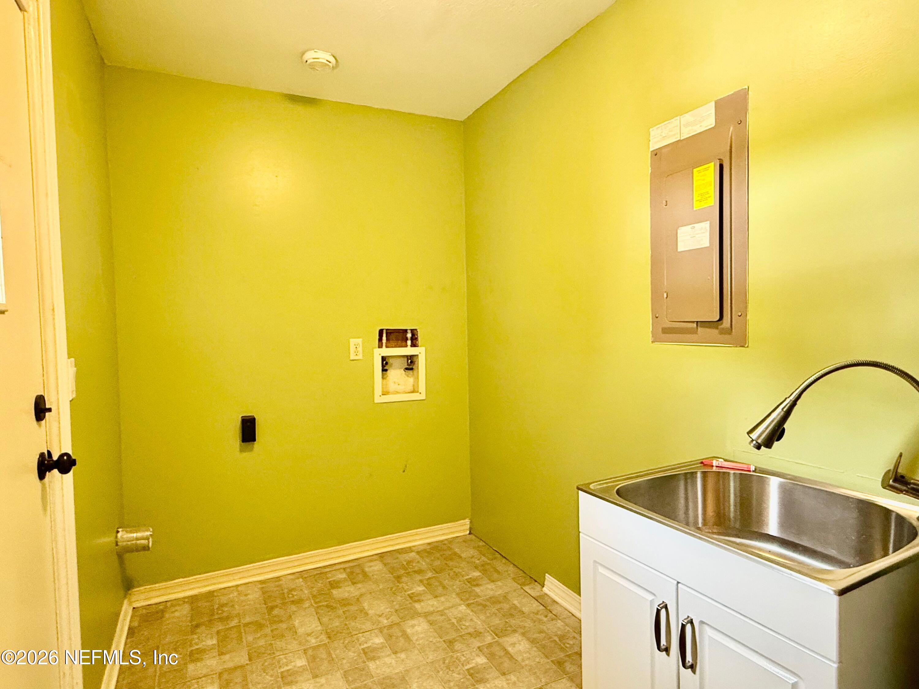 11705 Edinburgh Way Jacksonville, FL 32223 - Photo 32 of 37 IMG_0795