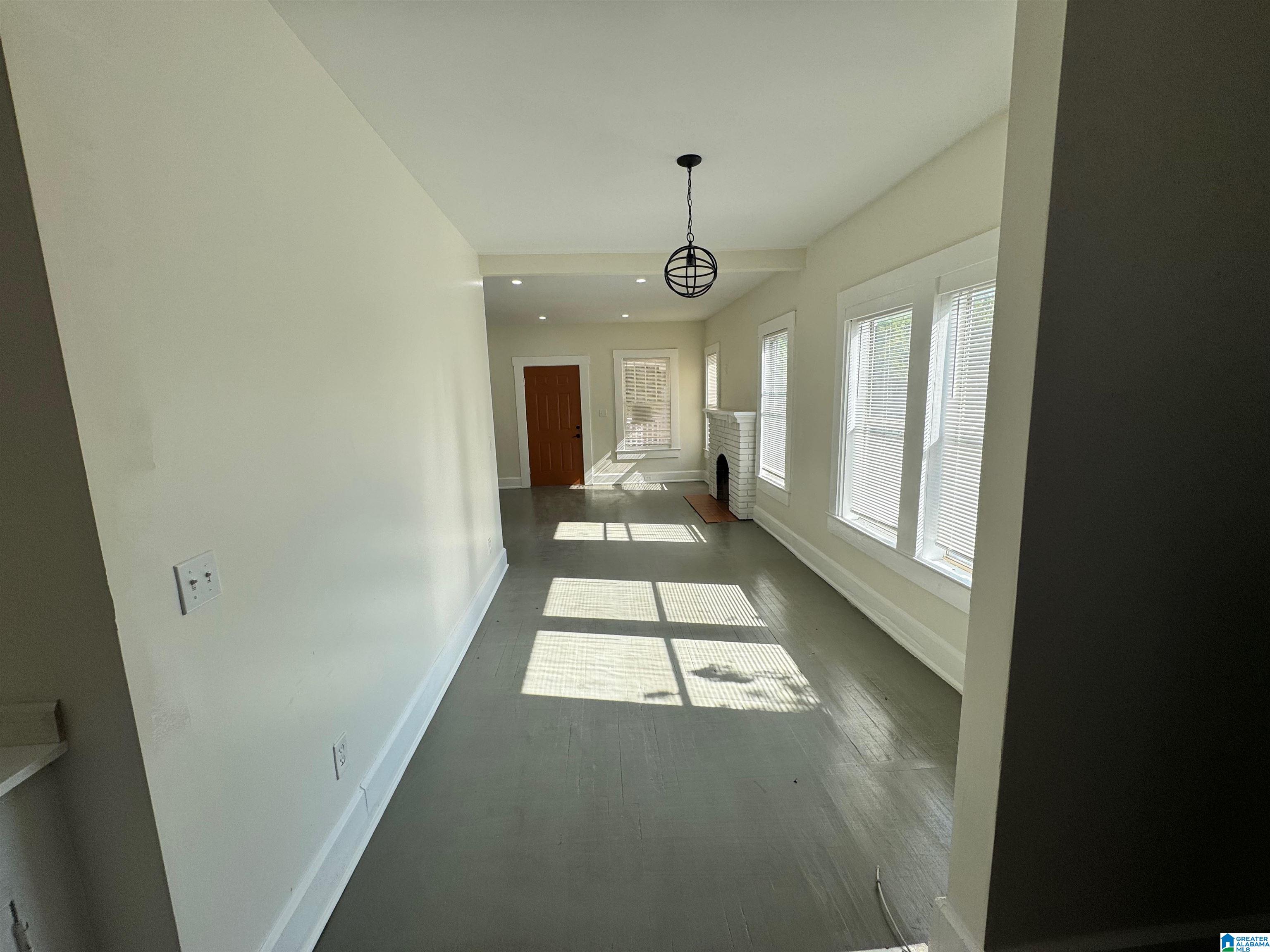 2725 23rd Street Southwest Birmingham, AL 35211 - Photo 10 of 26