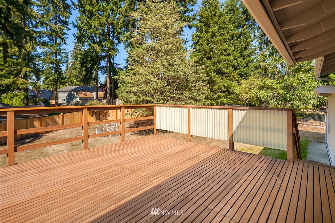 21620 6th Avenue West Bothell, WA 98021 - Photo 6 of 15