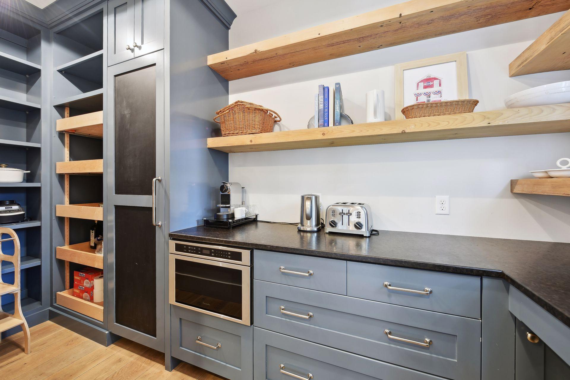 4260 Jefferson Street Deephaven, MN 55331 - Photo 11 of 50