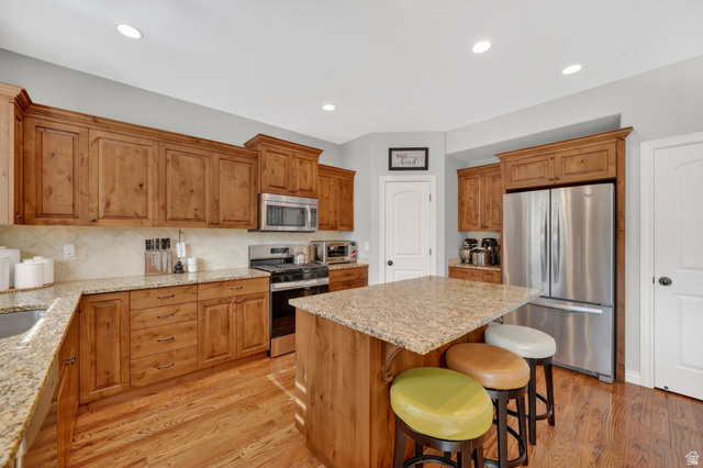 7253 Viansa Court Midvale, UT 84047 - Photo 20 of 44
