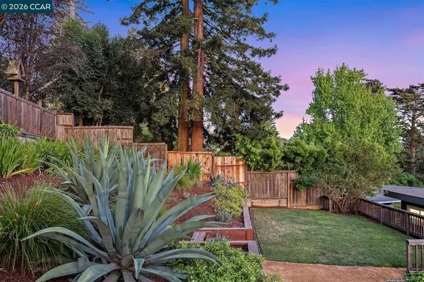 $885,000 | 6555 Saroni Drive, Oakland, CA 94611