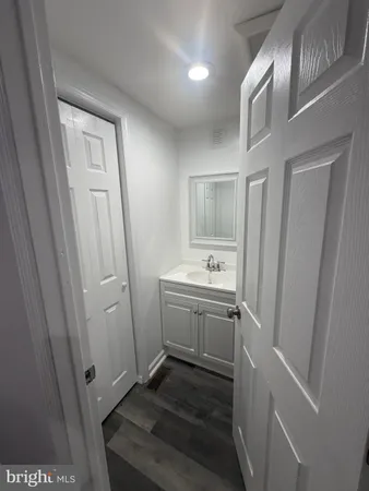 $2,650 | 6 Seward Avenue, Trenton, NJ 08609