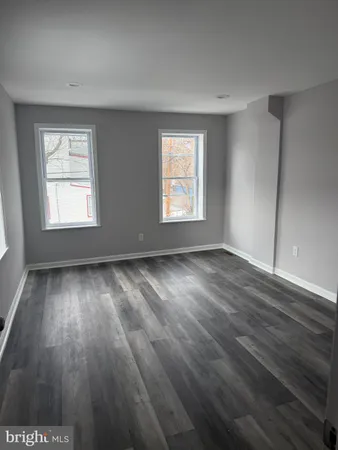 $2,650 | 6 Seward Avenue, Trenton, NJ 08609