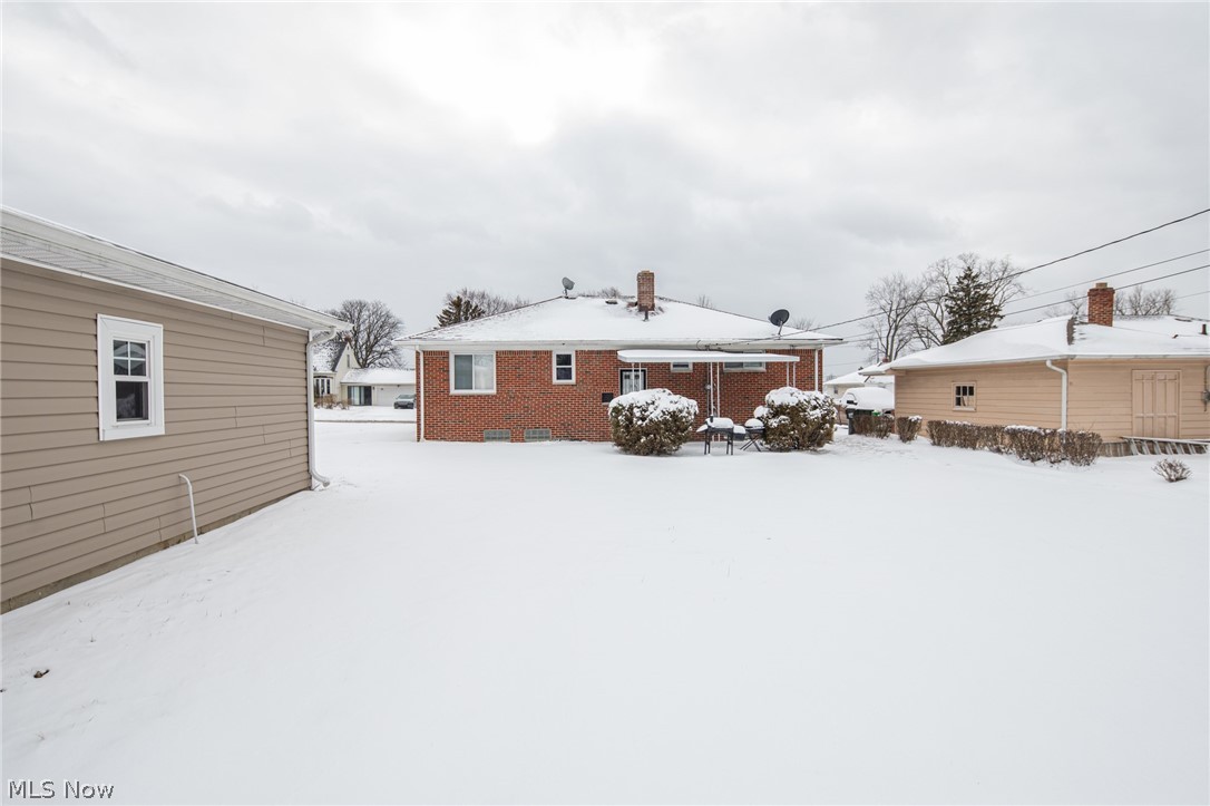 20111 Sumpter Road Cleveland, OH 44128 - Photo 32 of 35 Gallery Image 32