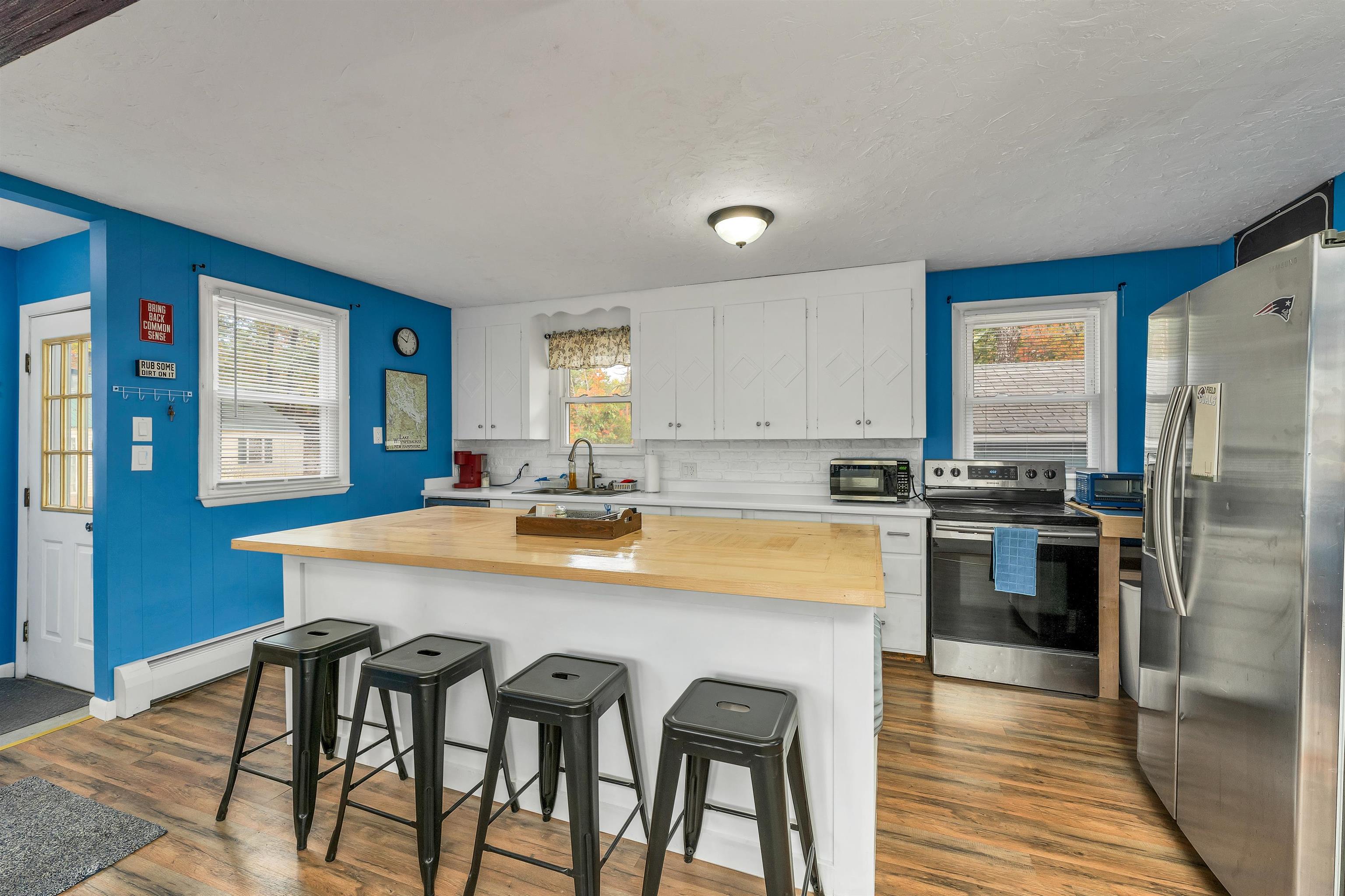 36 Circle Drive Meredith, NH 03253 - Photo 7 of 28