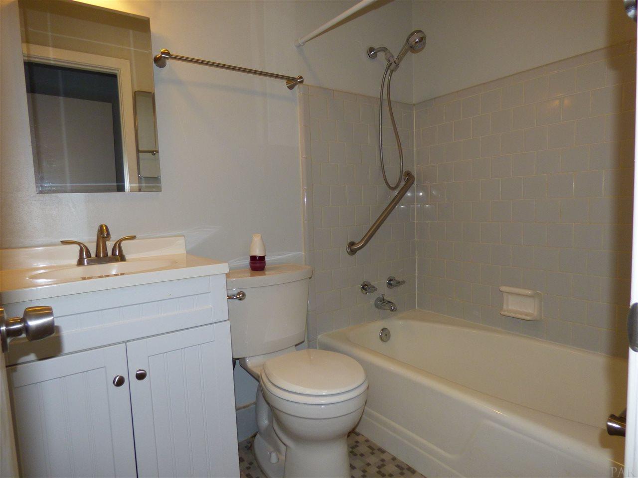 3357 Wellington Road Pensacola, FL 32504 - Photo 19 of 27 Gallery Image 19