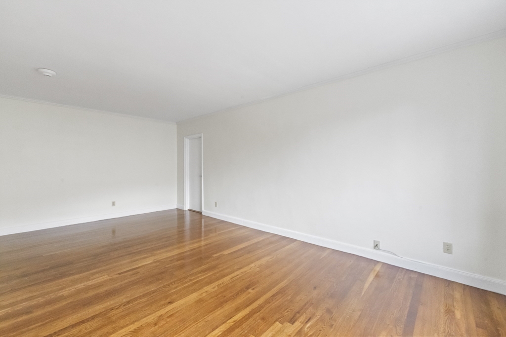 38-40 Cedar Street, Unit 243 Worcester, MA 01609 - Photo 13 of 31