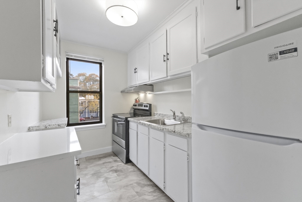 38-40 Cedar Street, Unit 243 Worcester, MA 01609 - Photo 14 of 31