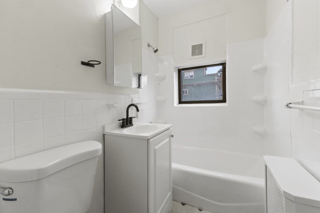 38-40 Cedar Street, Unit 243 Worcester, MA 01609 - Photo 21 of 31