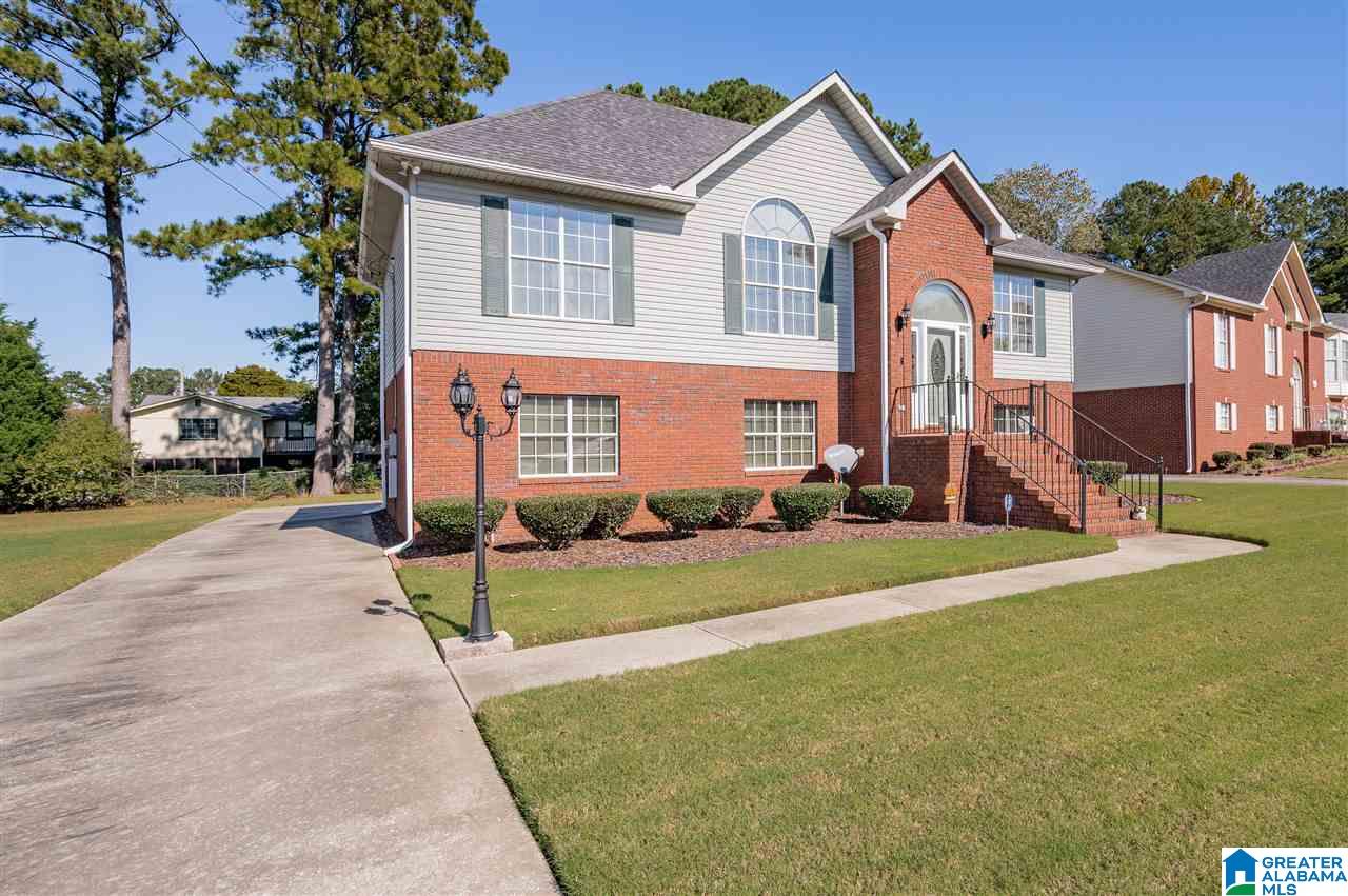 413 Surrey Circle Bessemer, AL 35022 - Photo 3 of 38