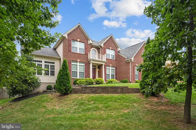 $1,075,000 | 1191 Monroe Street, Herndon, VA 20170