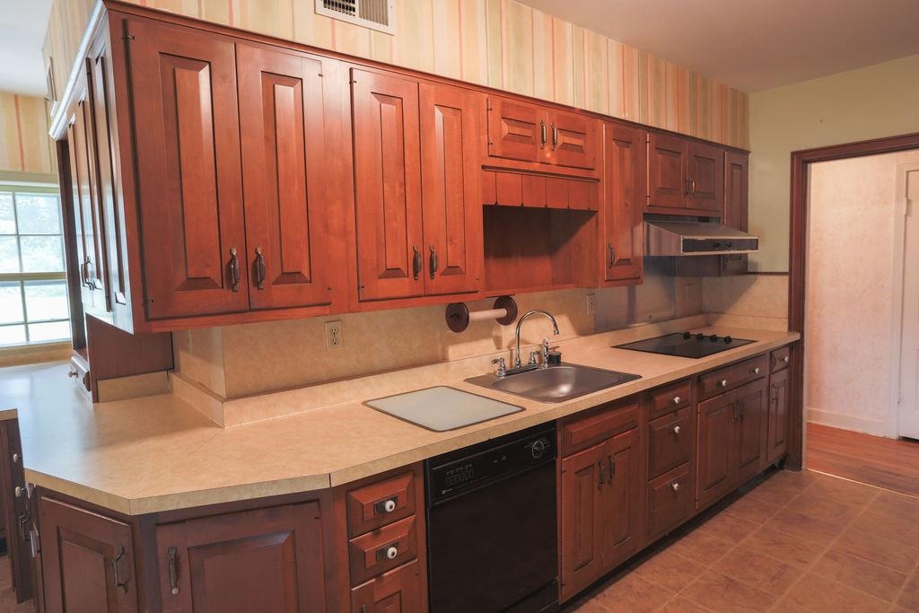 88 South Mendenhall Road Memphis, TN 38117 - Photo 6 of 18 Gallery Image 6