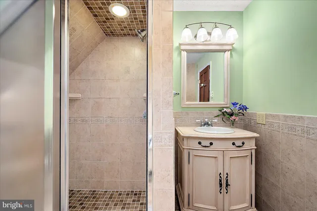 $1,950,000 | 10135 Waterview Drive, Ocean City, MD 21842