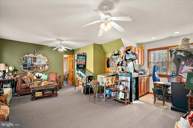 $1,950,000 | 10135 Waterview Drive, Ocean City, MD 21842