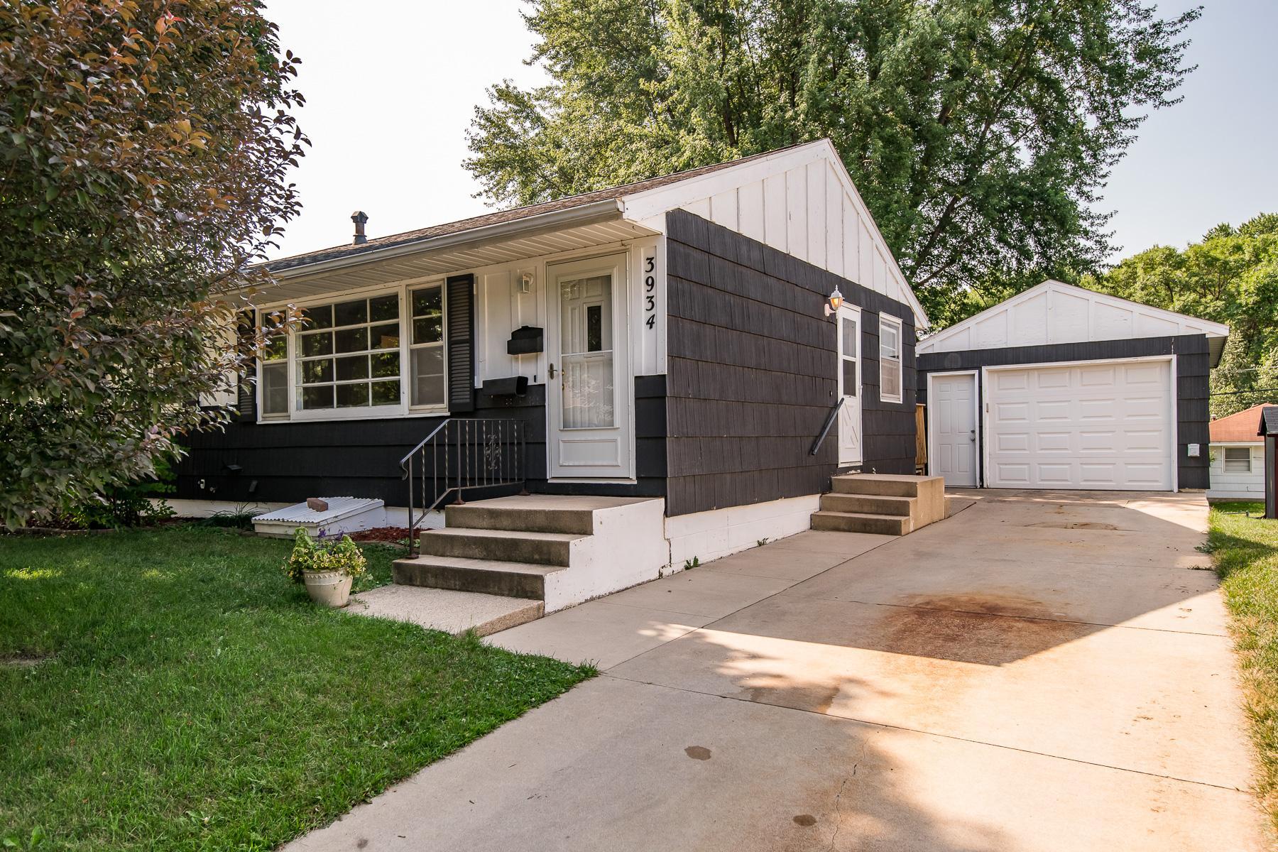3934 5th Place Northwest Rochester, MN 55901 - Photo 1 of 1
