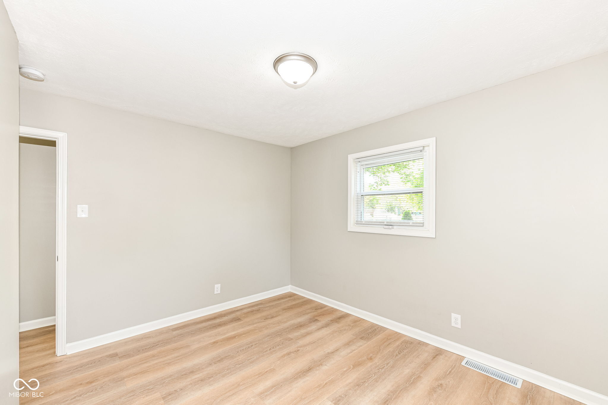 3109 Keswick Road Indianapolis, IN 46222 - Photo 22 of 30