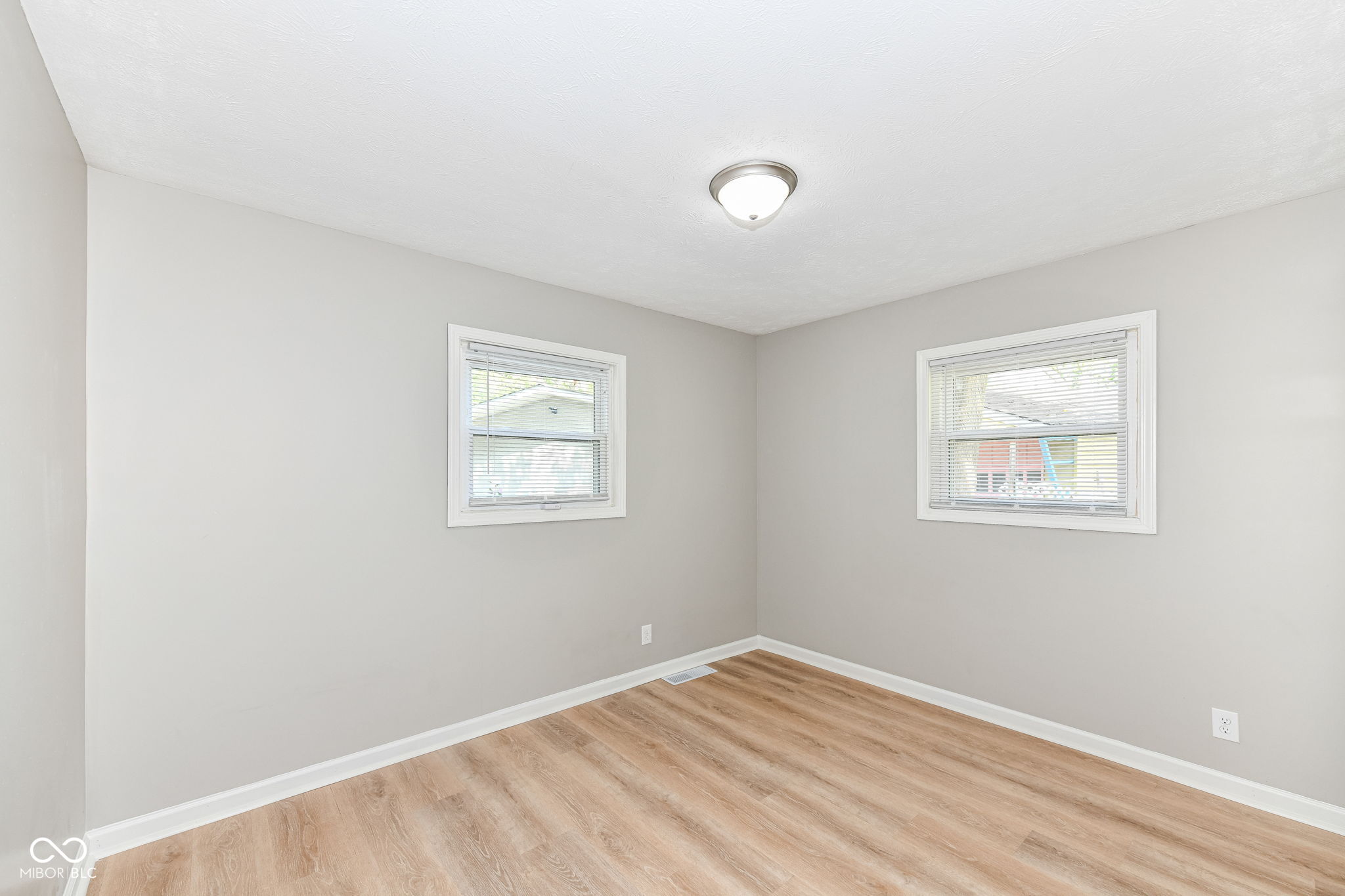 3109 Keswick Road Indianapolis, IN 46222 - Photo 25 of 30